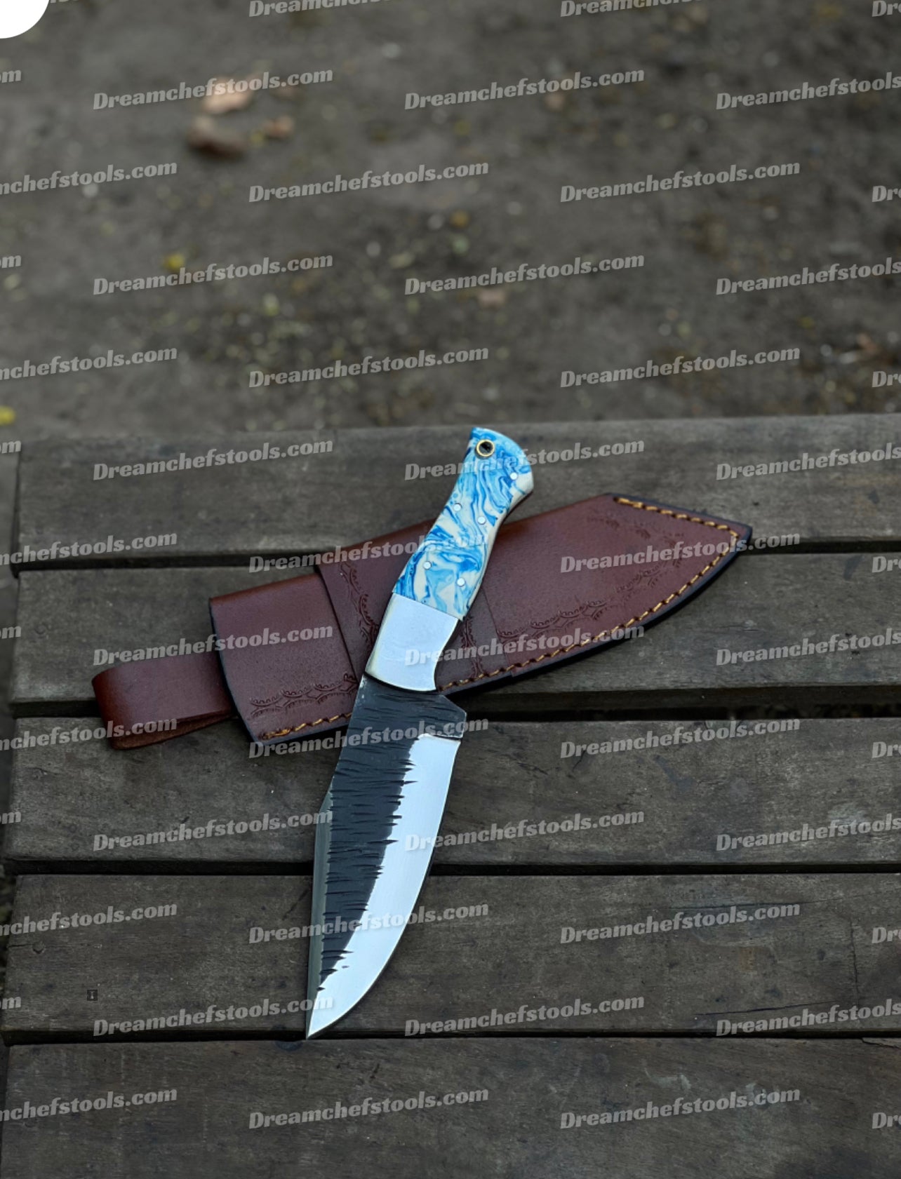 Custom handmade j2 steel hunting knife