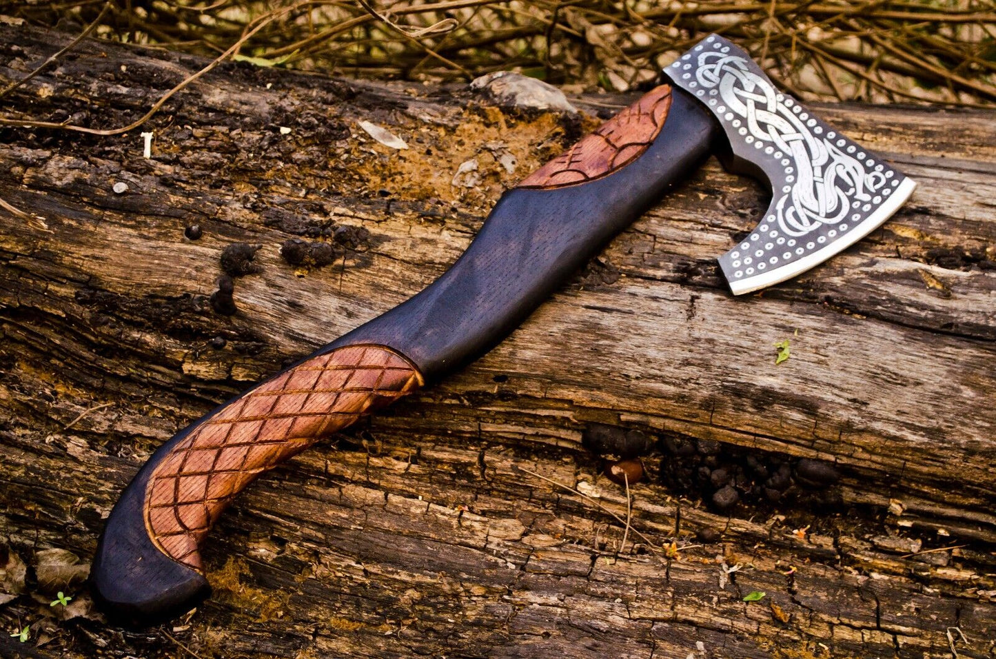 Battle Viking axe with forged steel blade, comfortable handle, and leather sheath, ideal gift item.