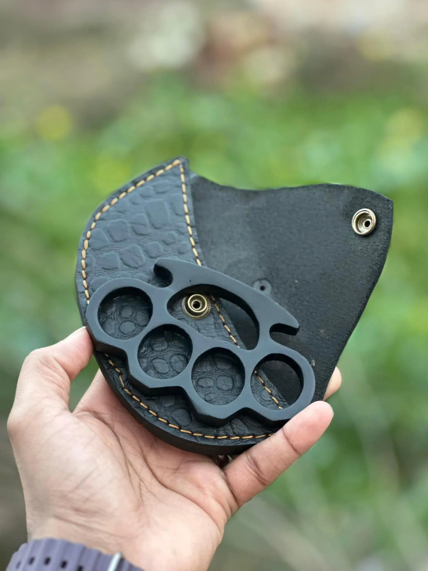 Custom Handmade Brass Knuckle Duster – Black Steel with Leather Case