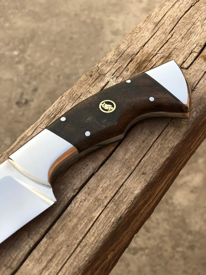 “Custom Handmade 9.5-Inch J2 Steel Hunting Knife with Steel Guard and Rosewood Handle, Includes Leather Sheath”