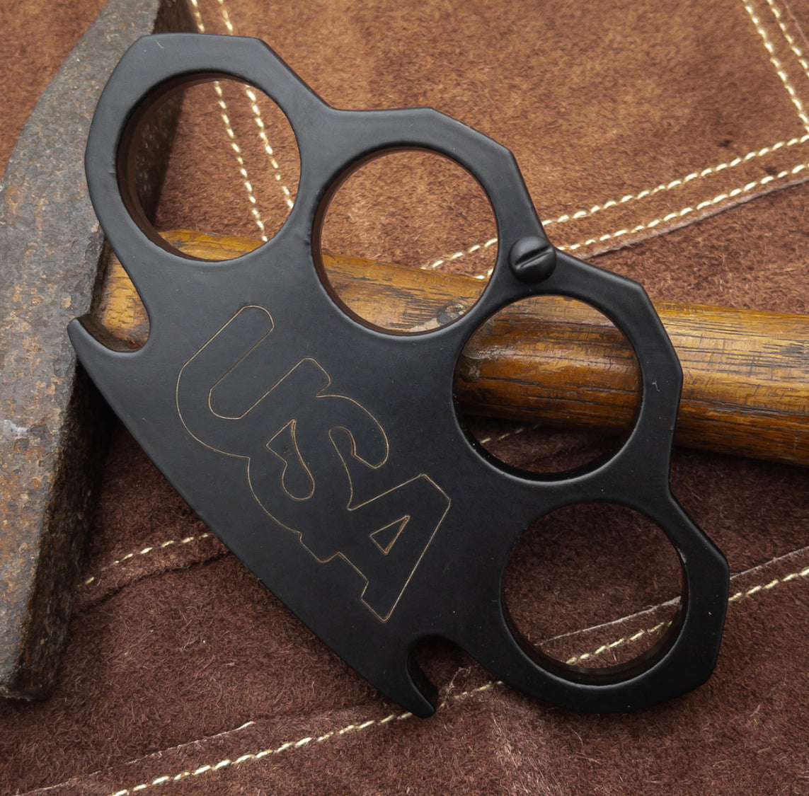 Engraved Sylo Black Steel Brass Knuckle with Leather Case for Self Defense