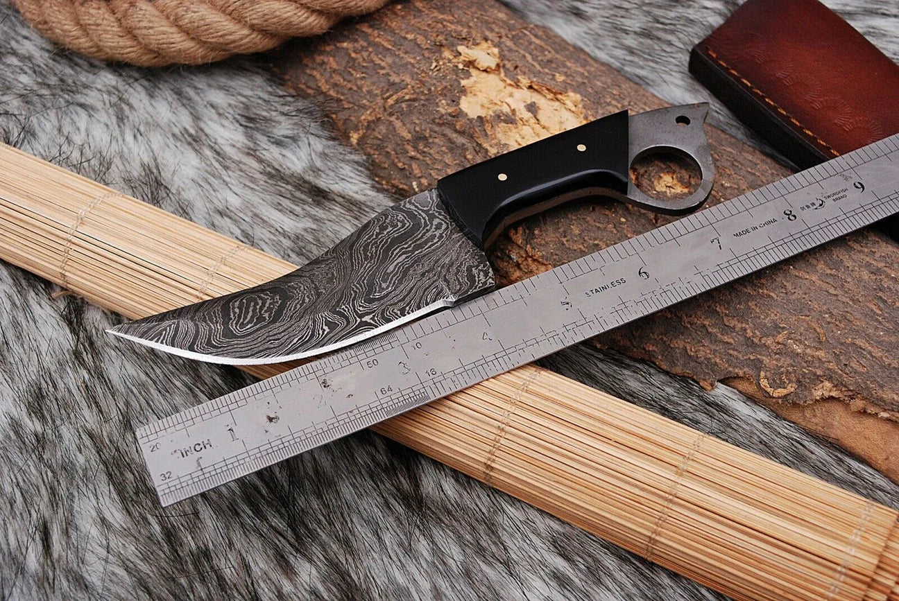 Custom Handmade Damascus Steel Hunitng Knife - Buffalo Horn Handle