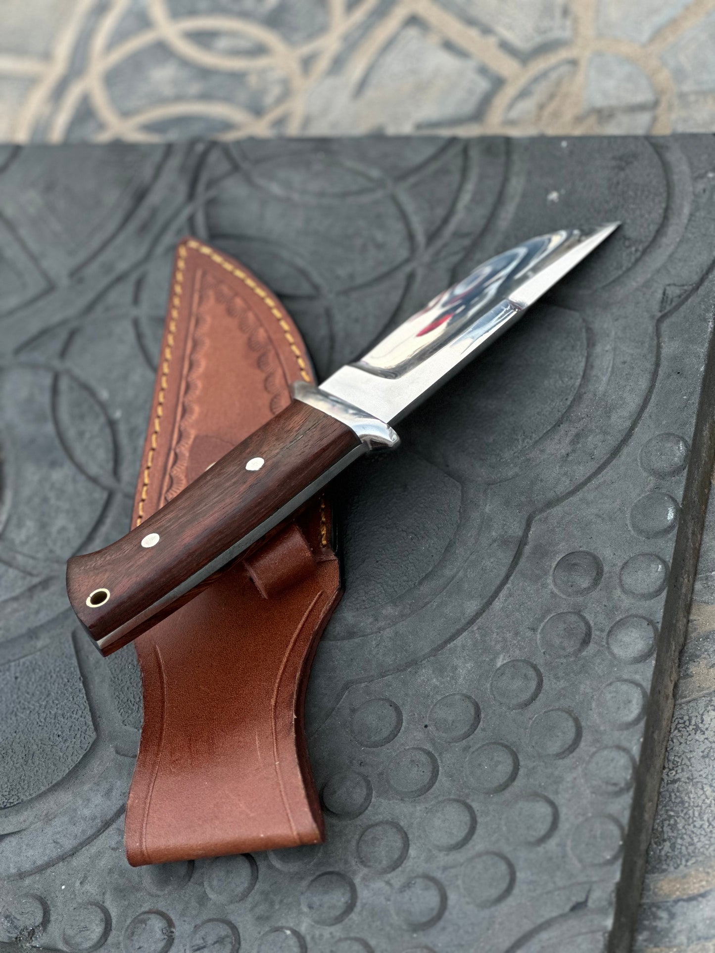 HANDMADE 1095 STEEL
HUNTING KNIFE