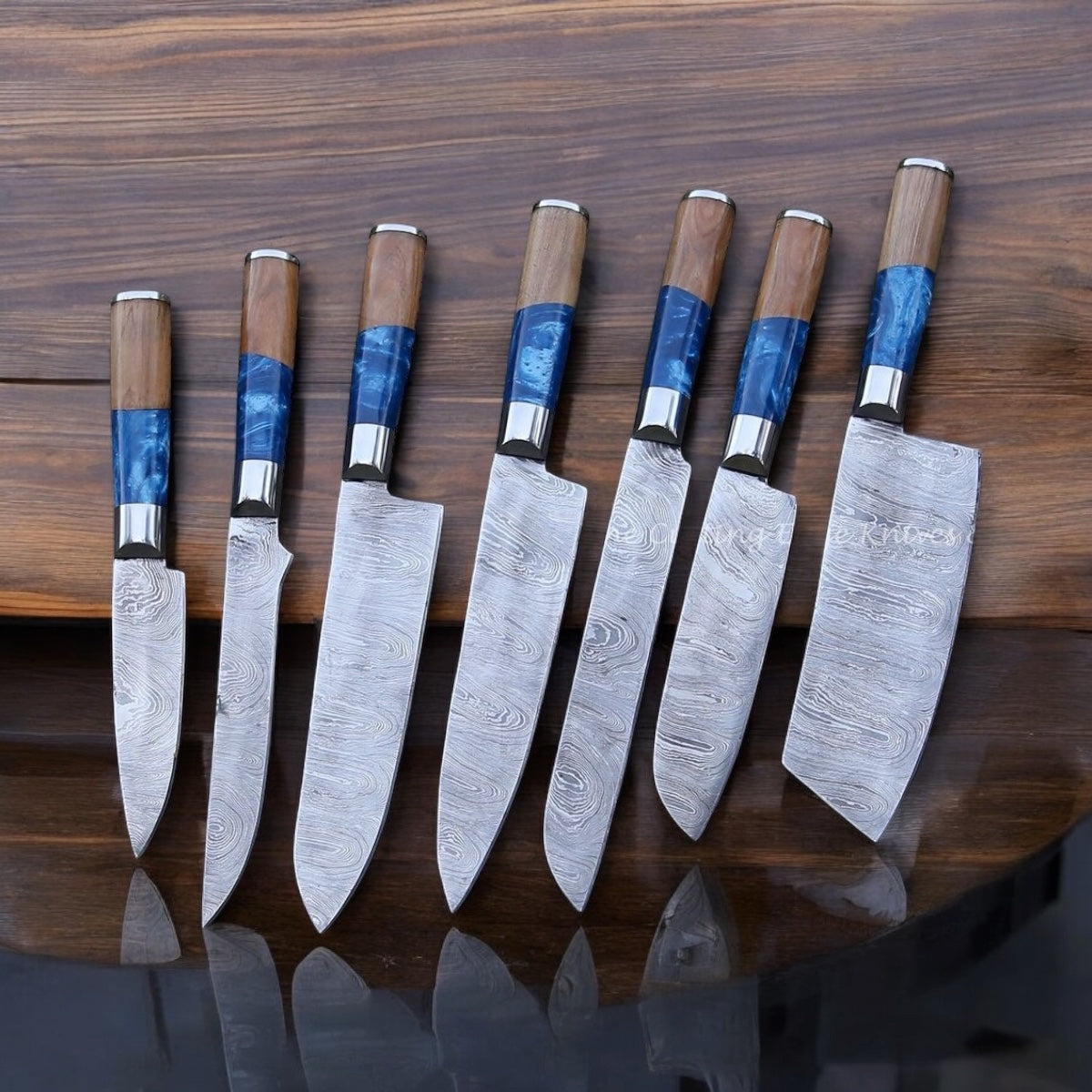 Exquisite Custom Kitchen Knife Set – Handcrafted Damascus Steel for Holiday Feasts