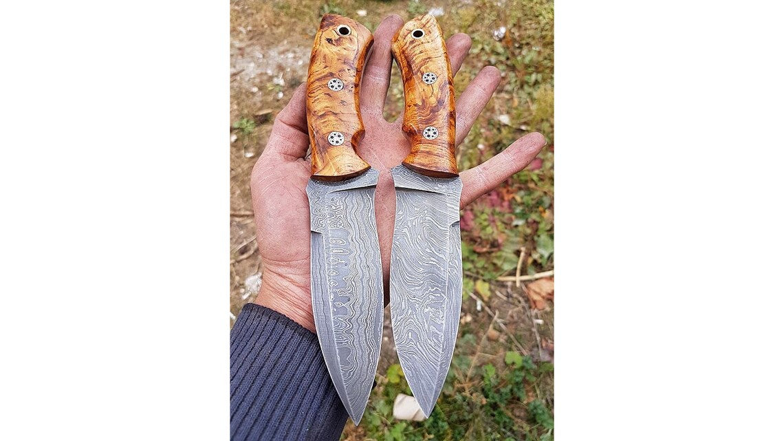 Custom Handmade Damascus Steel Hunting Knife with 8" Rosewood Handle and Elegant Leather Sheath