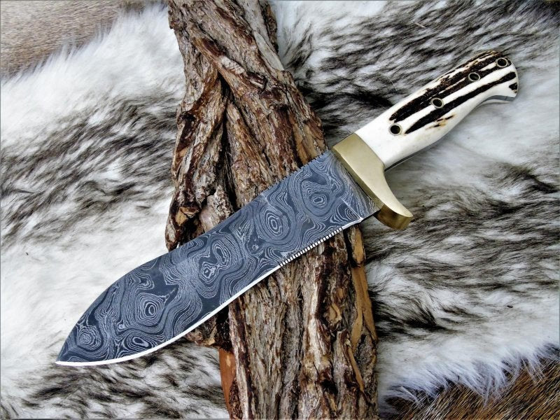 CUSTOM HANDMADE DAMASCUS STEEL STAG HORN HUNTING KNIFE WITH LEATHER SHEATH