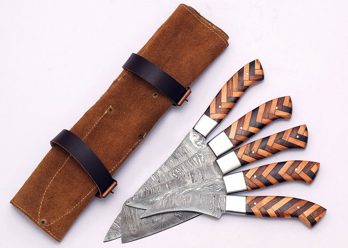 Damascus steel chef knife set with handcrafted handles made of pakkawood and olivewood