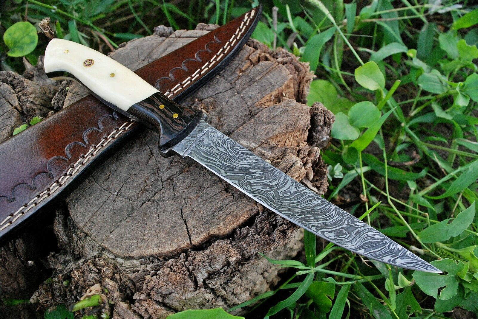 Handcrafted 11" Damascus Fillet Knife with Wenge Wood and Bone Handle, Includes Leather Sheath