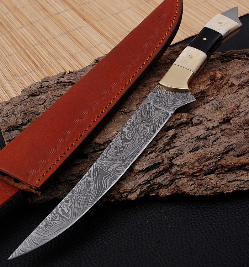 DAMASCUS FILLET KNIFE