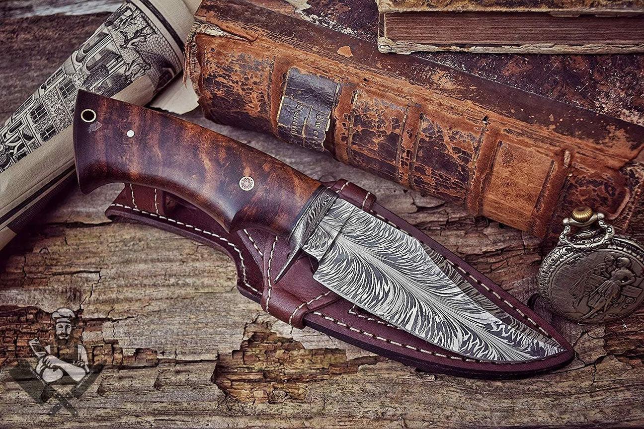 Handmade Damascus Steel Hunting bobcat knife