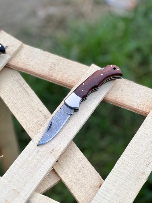 Handmade folding knife