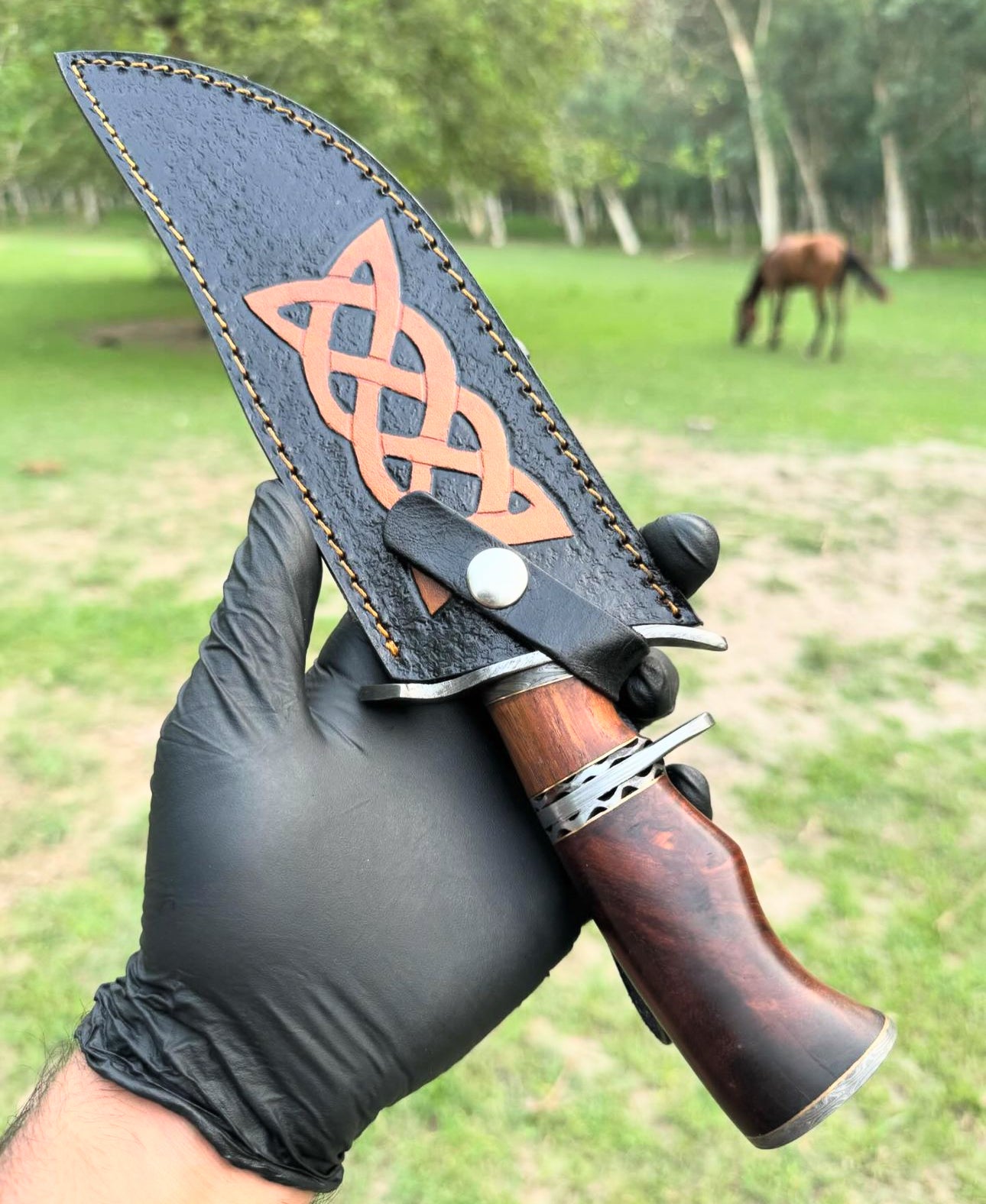 Custom handmade Damascus steel hunting Bowie knife