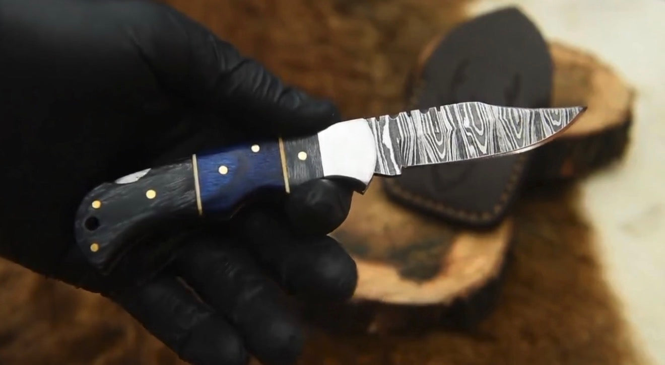 Handmade Wood Handle Folding Knife – Damascus Blade with Back Lock