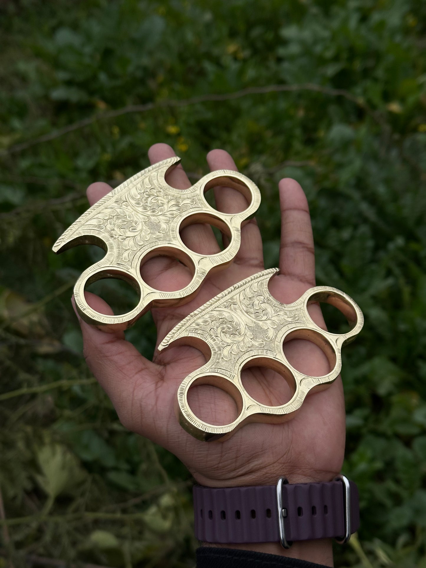 Handmade engraved brass knuckles set