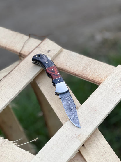 Handmade folding knife