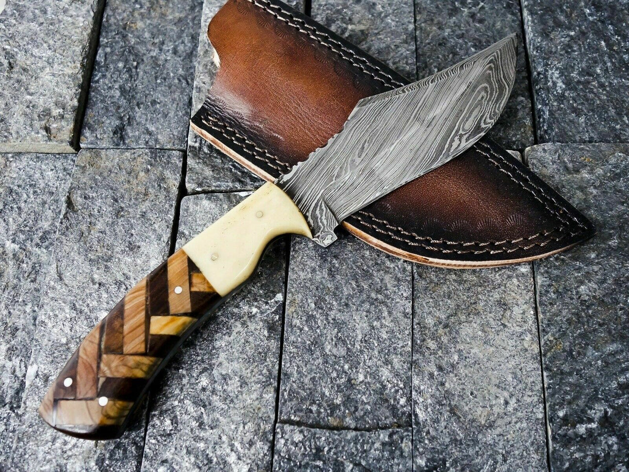 Custom Handmade Damascus Steel Hunting Dagger Skinner Knife W/Sheath