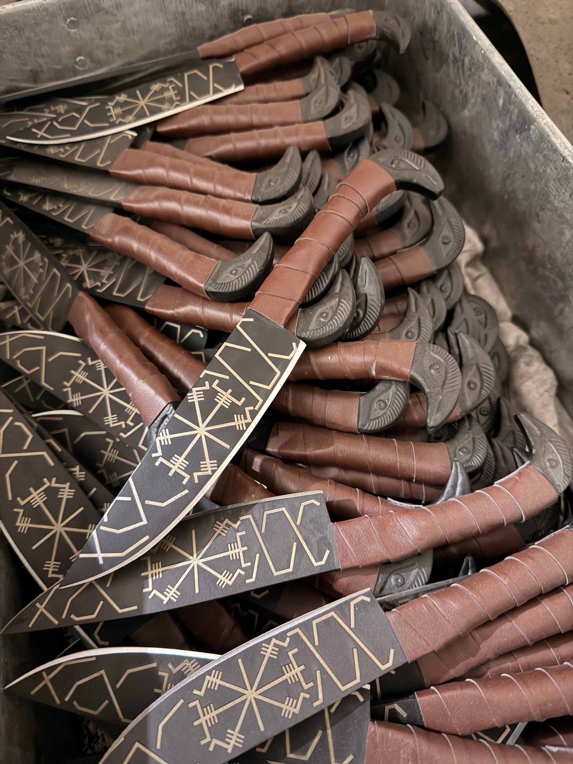 Handforged Viking Knife – 10" Steel Blade Knife with Forged Steel Handle & Leather Sheath