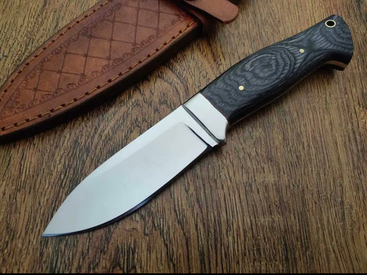 Handmade hunting knife