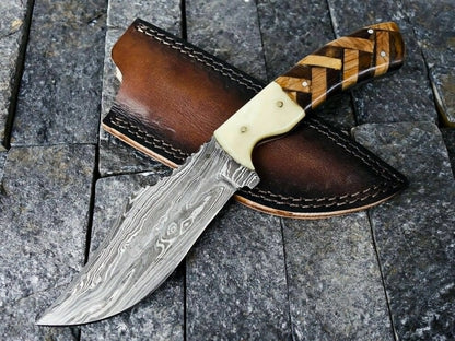 Custom Handmade Damascus Steel Hunting Dagger Skinner Knife W/Sheath