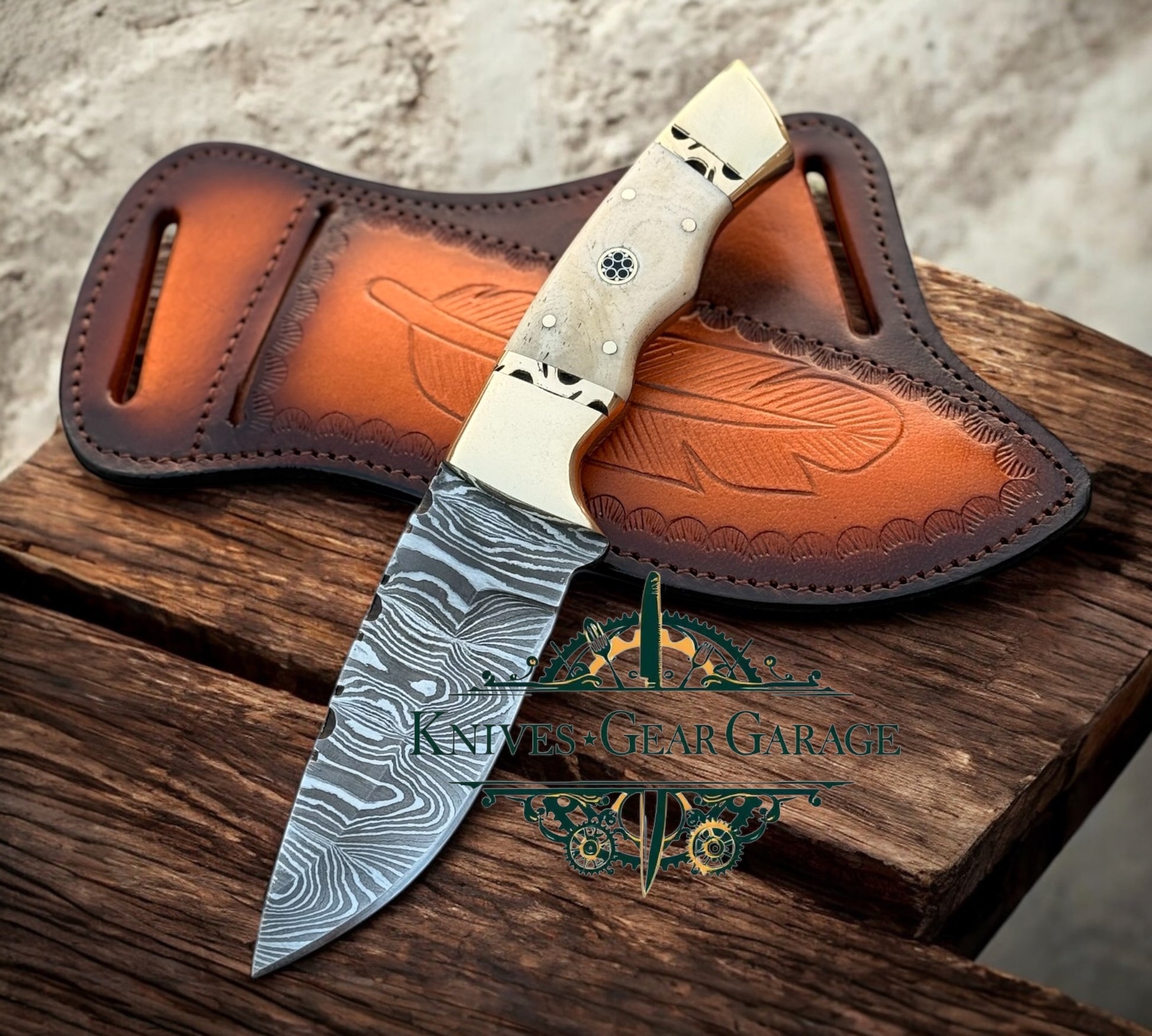 Custom Skinning Knife – 8.5" Damascus Blade with camel bone Handle