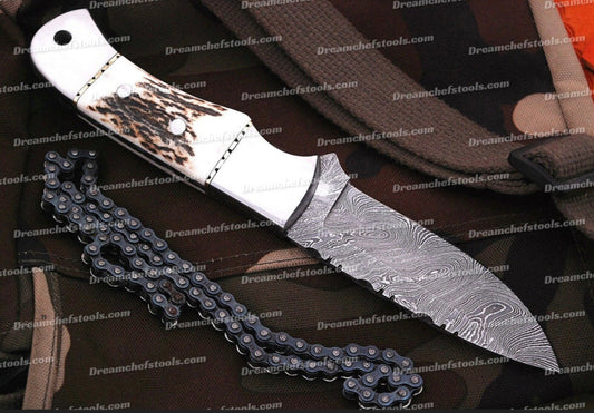 CUSTOM HANDMADE DAMASCUS STEEL HUNTING KNIFE HANDLE STAG HORN