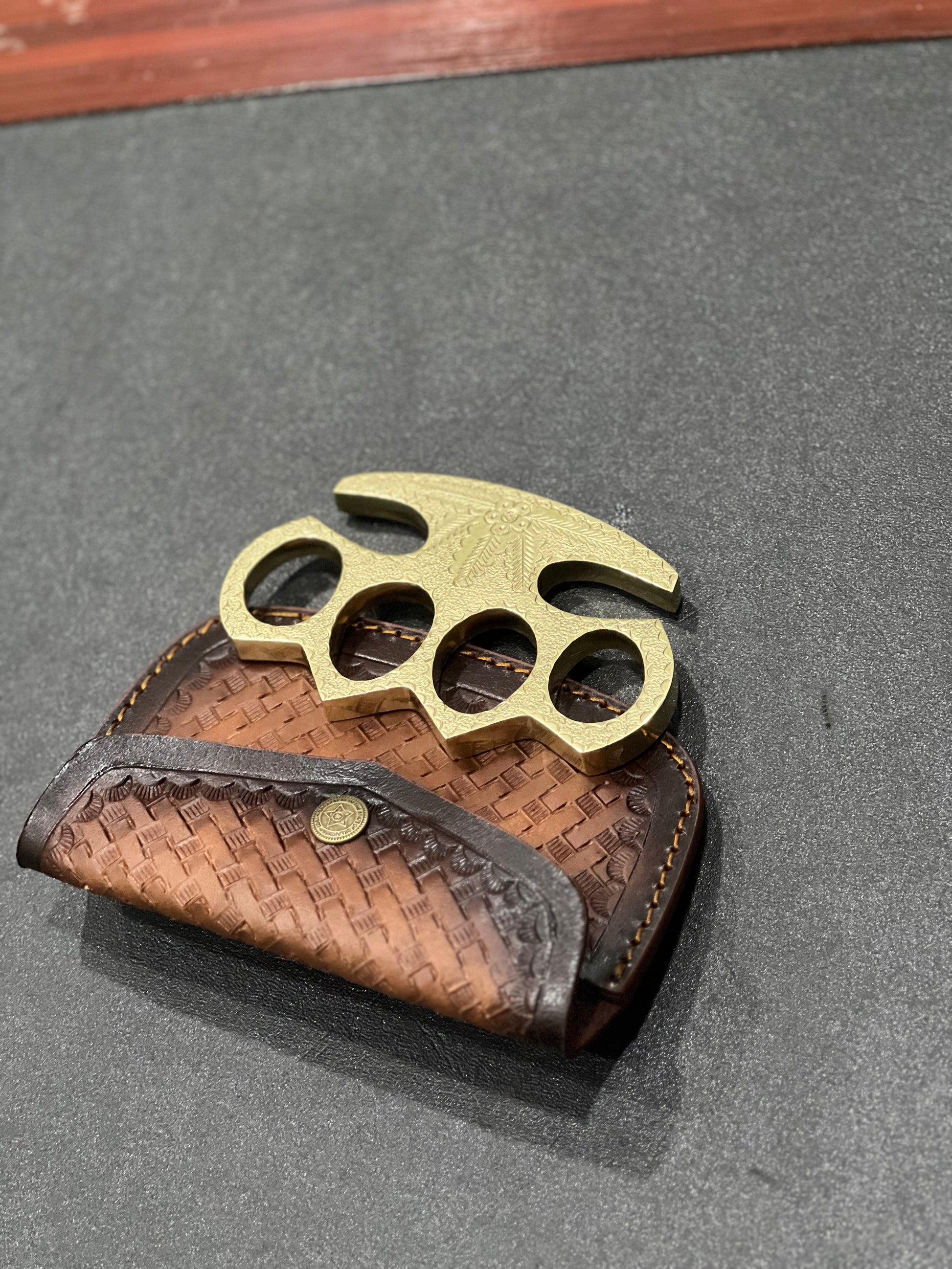 Solid Brass Knuckles Engraved with Patriotic Designs – Ideal Gift Item with Leather Case