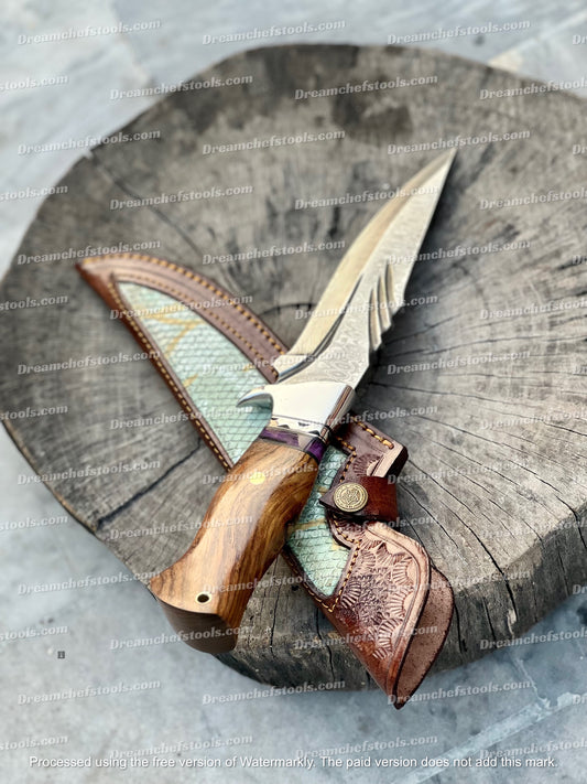 Custom handmade Damascus steel hunting knife