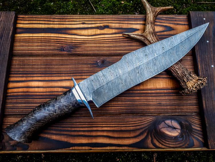 Custom handmade Damascus steel hunting Bowie knife