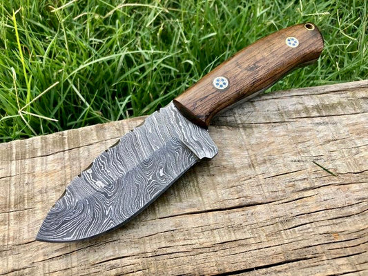 Full Tang Custom Handmade Damascus Steel Skinning Knife