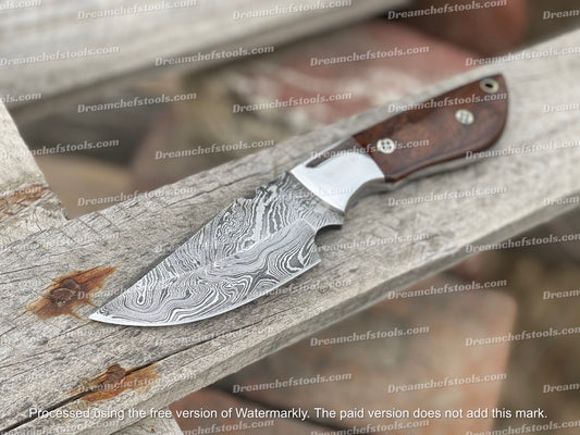 Custom handmade Damascus steel skinning knife