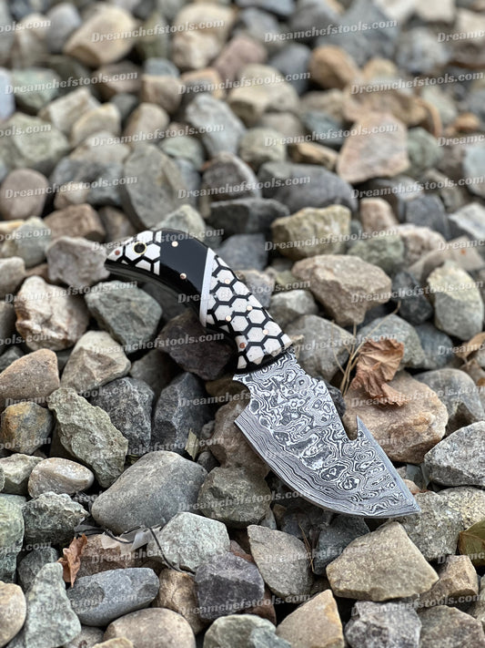 Custom handmade Damascus steel Guthook skinning knife