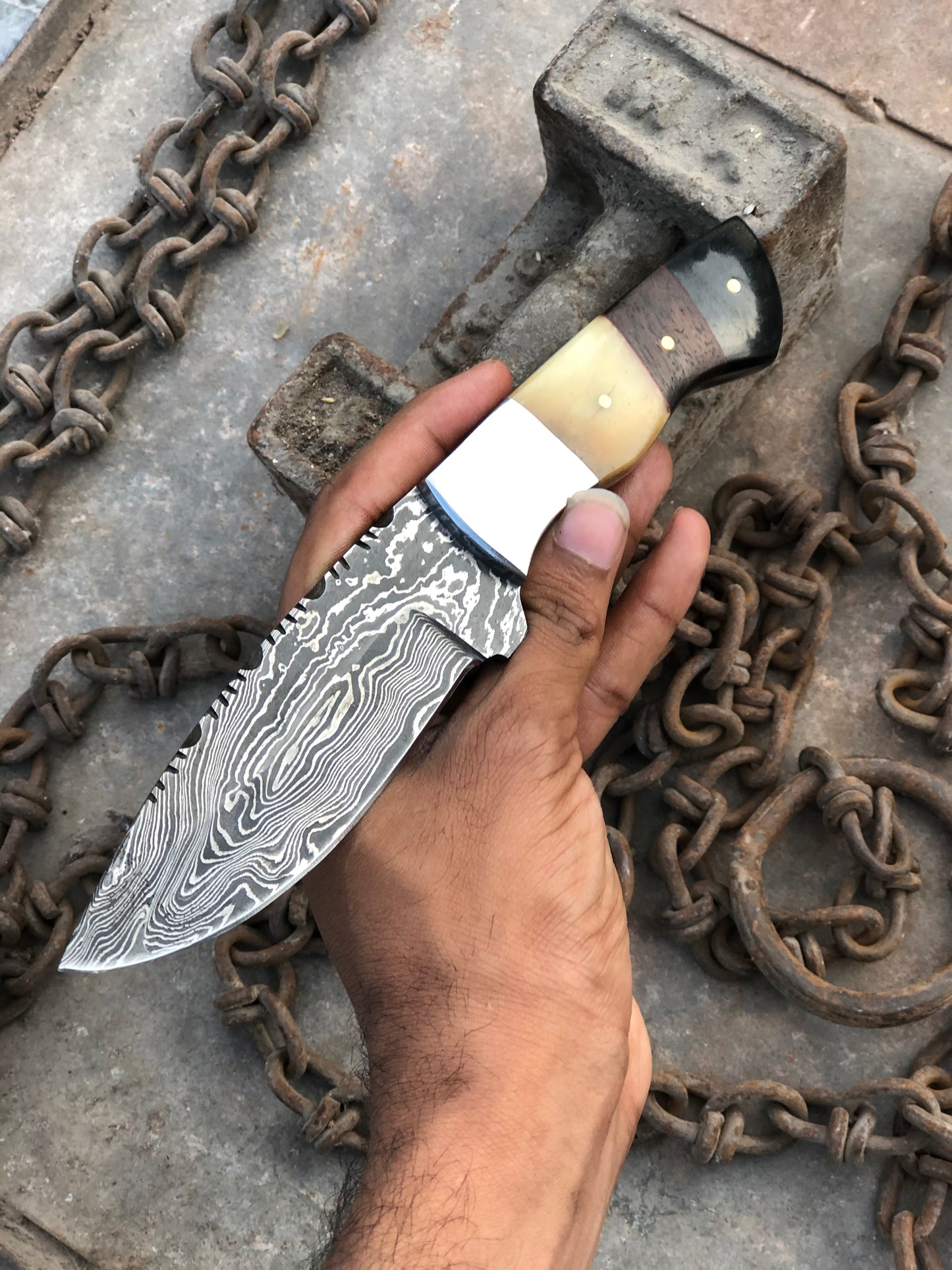 Hunting knife