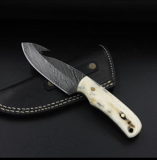 Custom handmade Damascus steel Guthook skinning knife