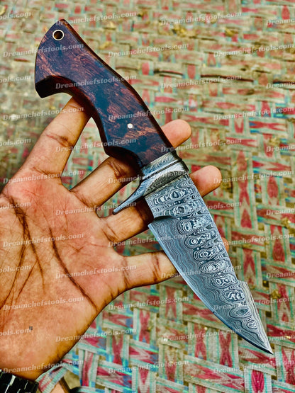 Custom handmade Damascus steel hunting knife