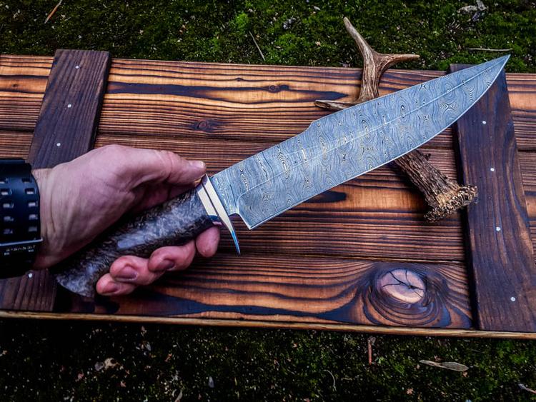 Custom handmade Damascus steel hunting Bowie knife