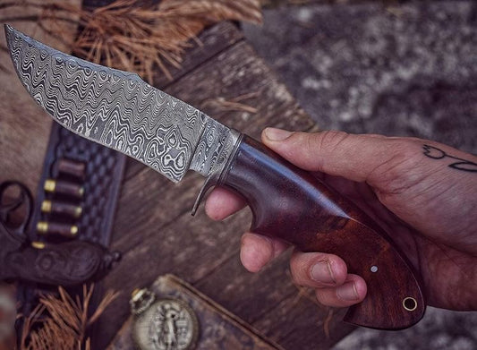 Custom Handmade Damascus Steel Hunting Knife