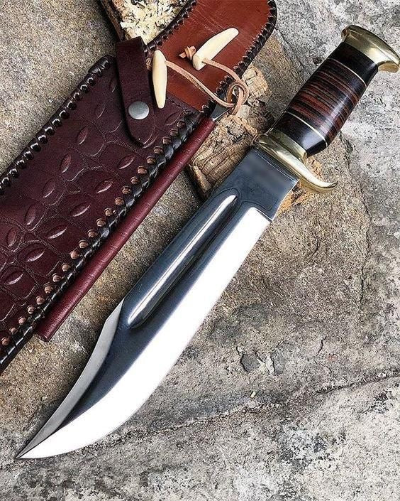 Custom 16-inch Crocodile Dundee Bowie knife with a 440C steel blade, leather and buffalo horn handle, elegant brass guard, and a classic leather sheath.